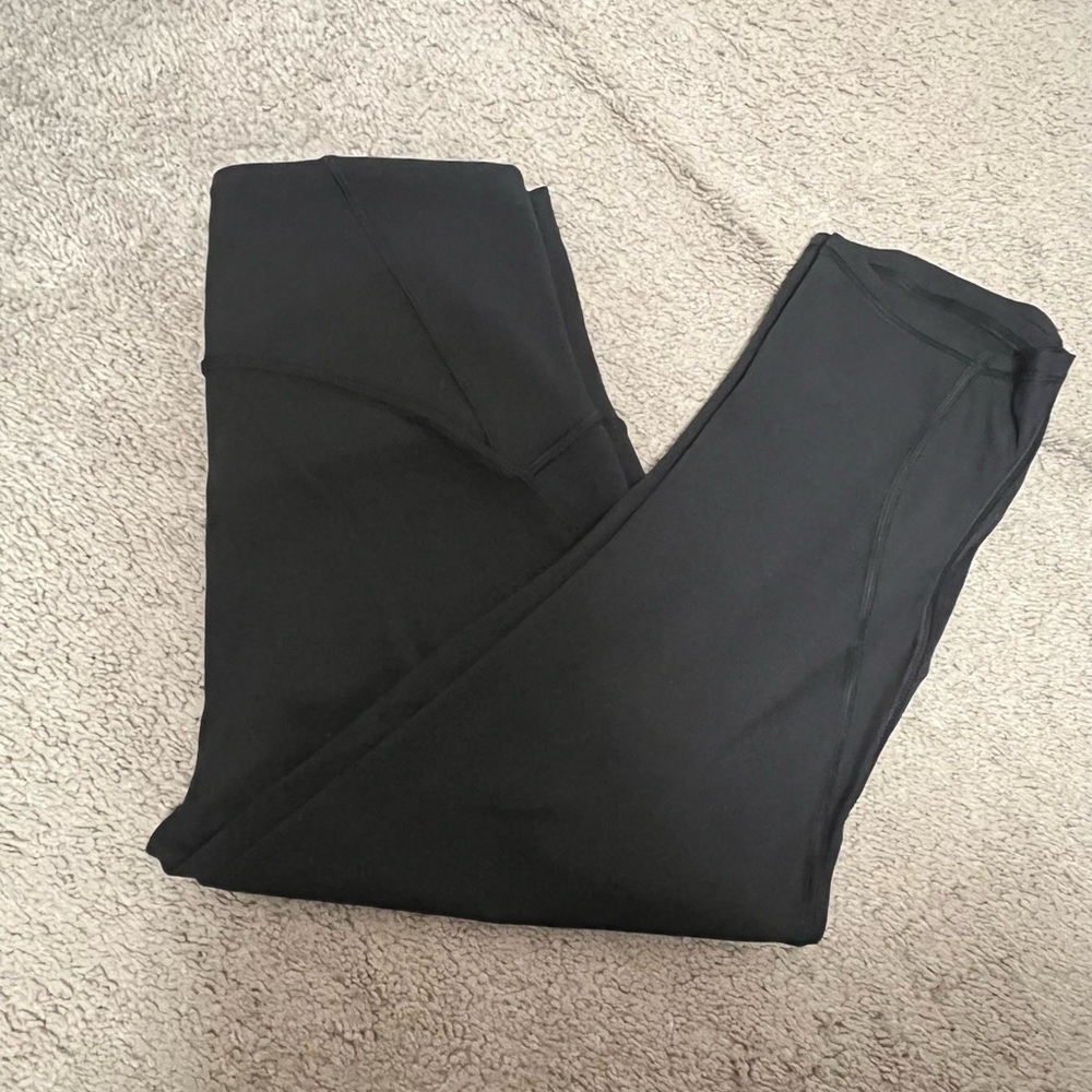 Black lululemon capri leggings. Size 4